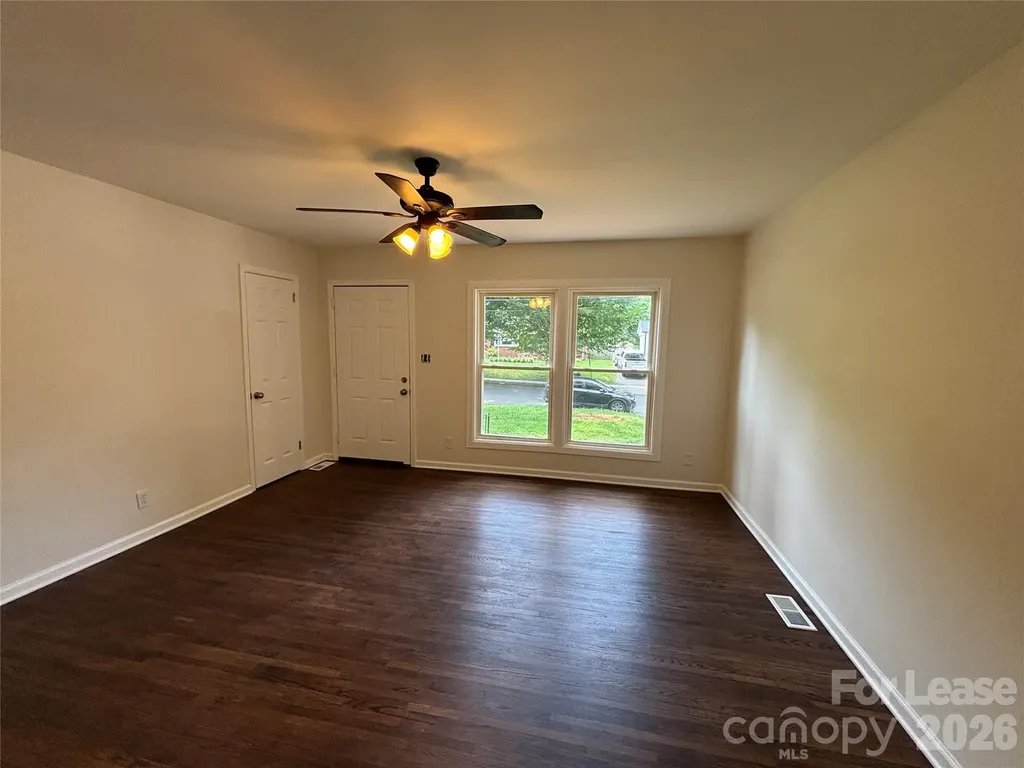 2627 Dora Drive Charlotte NC 28215