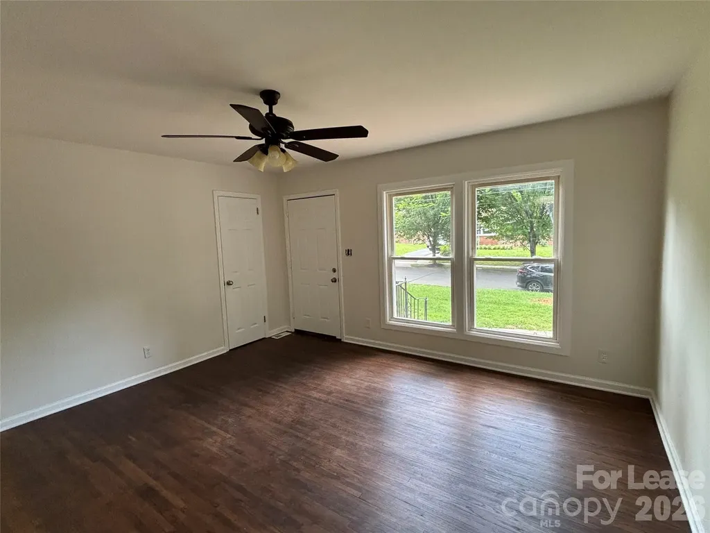 2627 Dora Drive Charlotte NC 28215