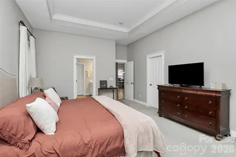 366 Shoreline Parkway Tega Cay SC 29708