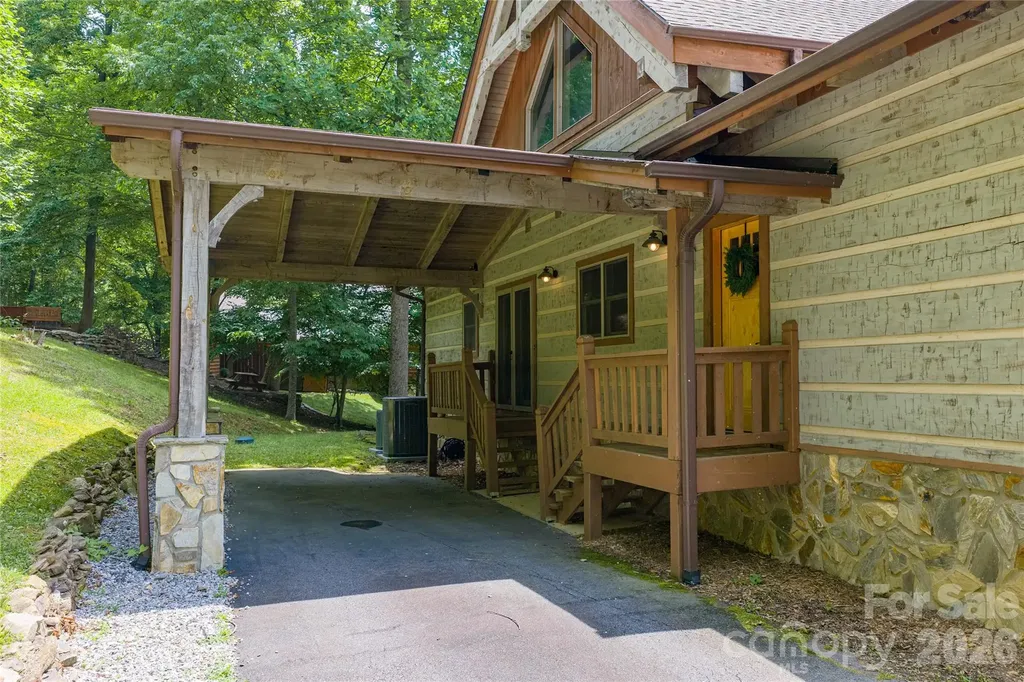 170 Cradling Cove Waynesville NC 28785