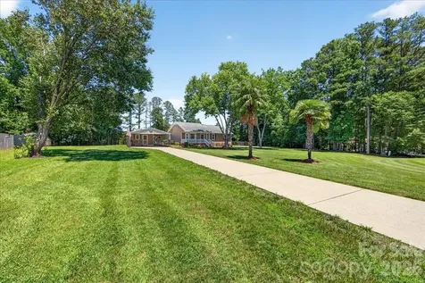 1104 Longmeadow Lane Monroe NC 28110