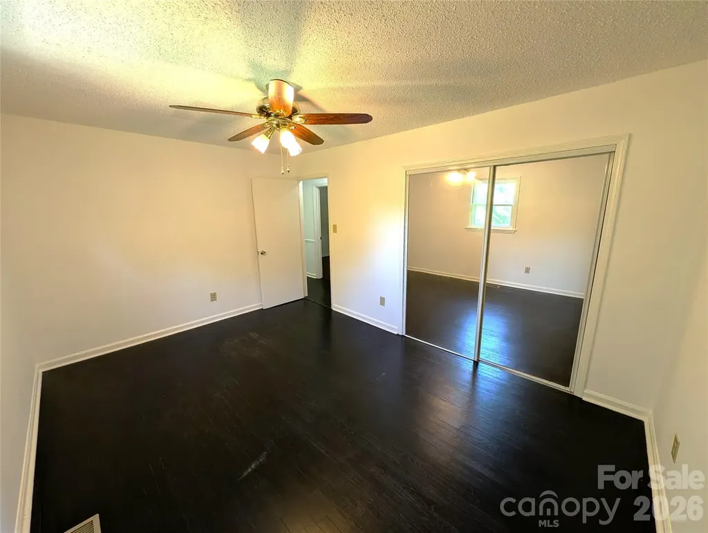 3822 Newhall Drive NW Conover NC 28613
