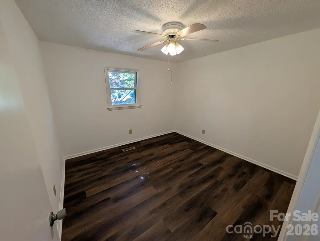 3822 Newhall Drive NW Conover NC 28613