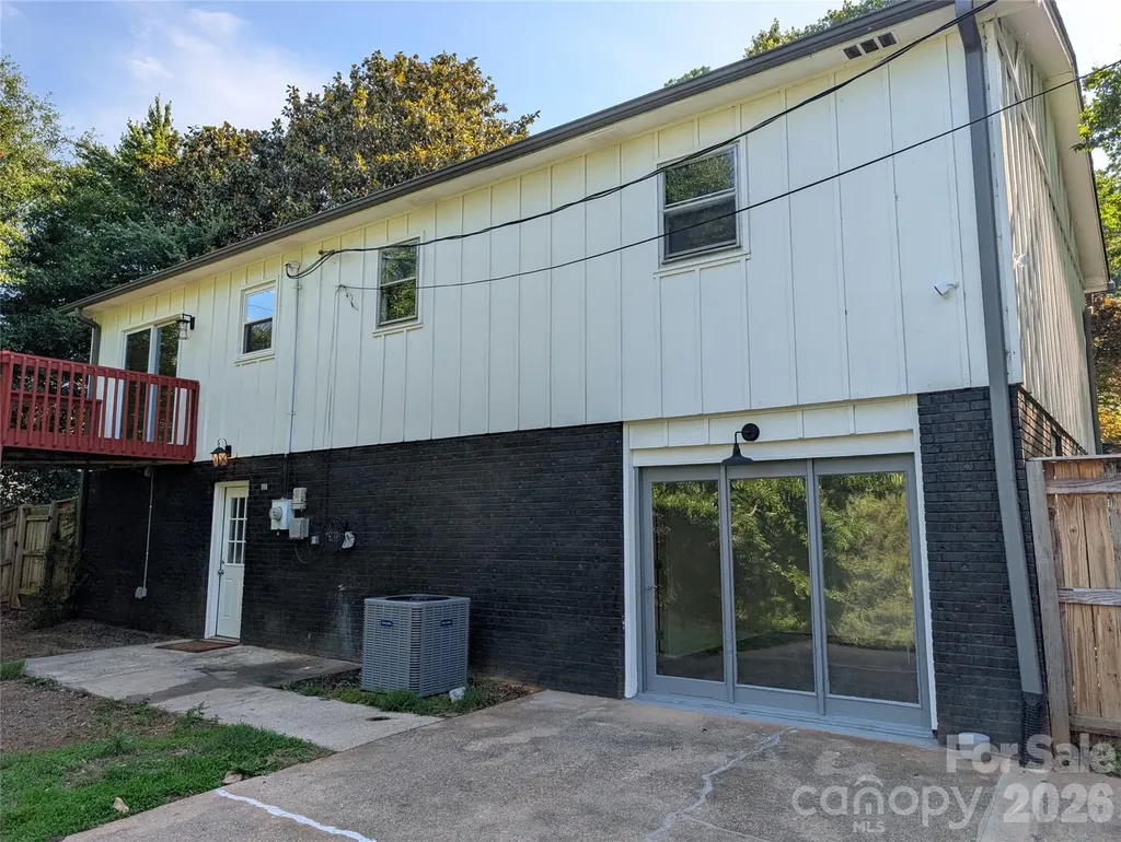 3822 Newhall Drive NW Conover NC 28613