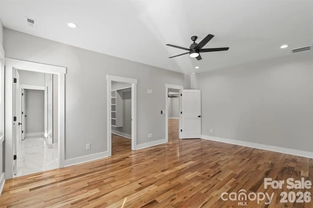 543 30th Avenue NW Hickory NC 28601
