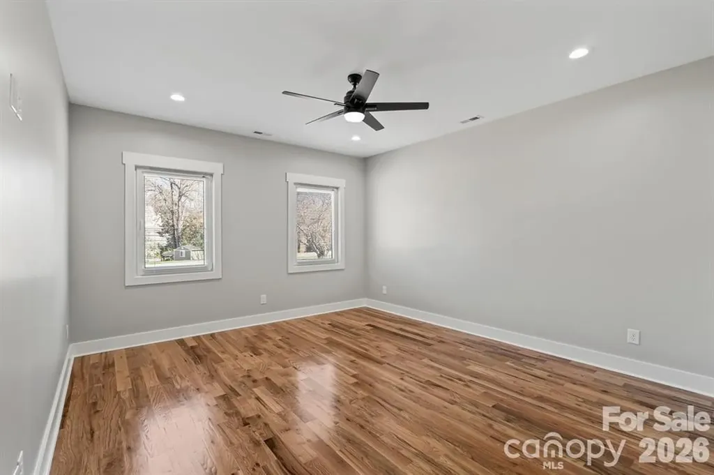 543 30th Avenue NW Hickory NC 28601