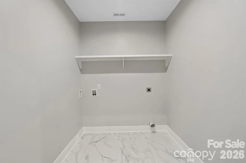 543 30th Avenue NW Hickory NC 28601