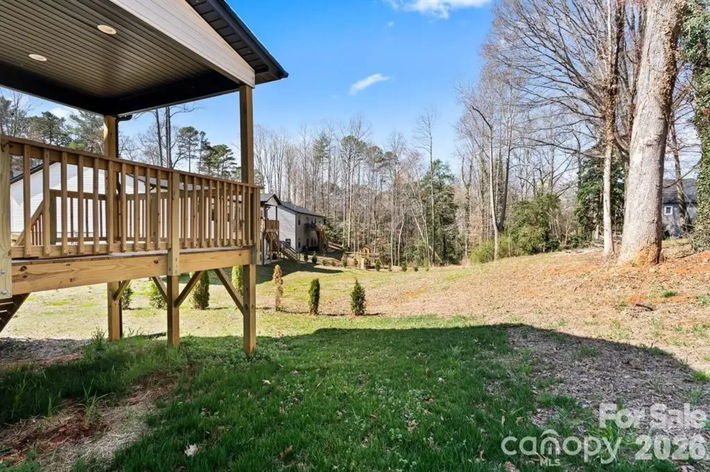 543 30th Avenue NW Hickory NC 28601
