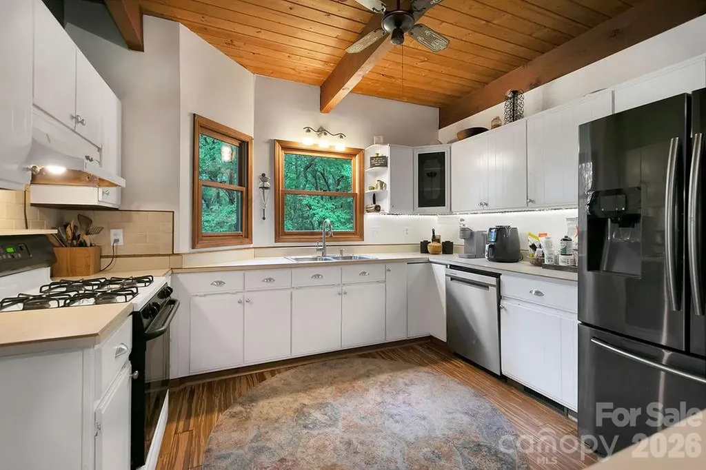 118 Little Bear Lane Pisgah Forest NC 28768