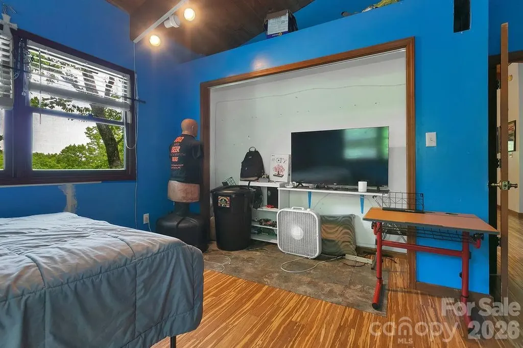 118 Little Bear Lane Pisgah Forest NC 28768