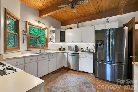 118 Little Bear Lane Pisgah Forest NC 28768