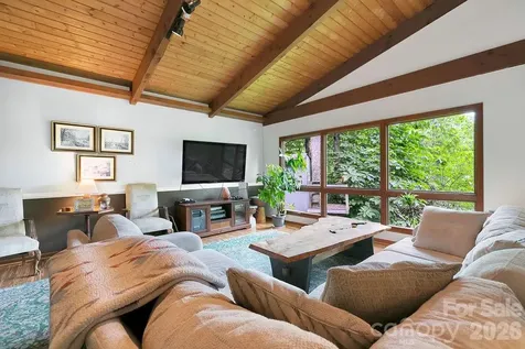 118 Little Bear Lane Pisgah Forest NC 28768
