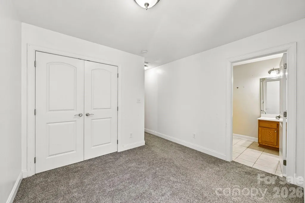 109 Sherman Oaks Lane Mooresville NC 28115