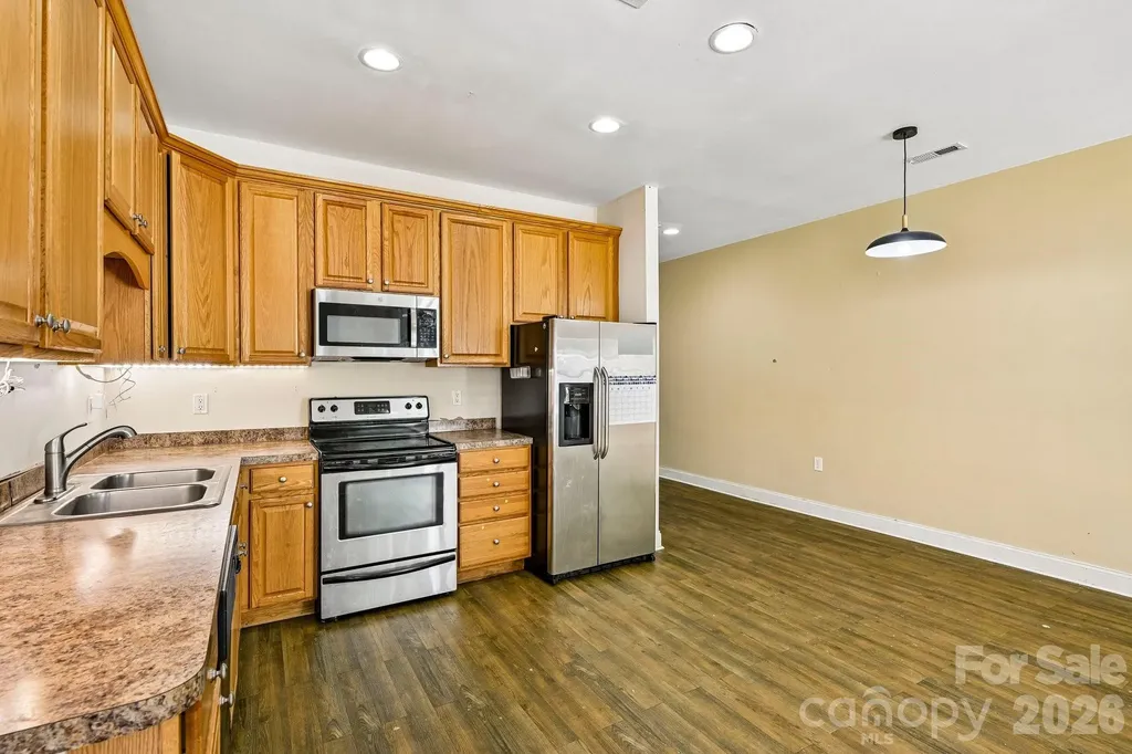 109 Sherman Oaks Lane Mooresville NC 28115