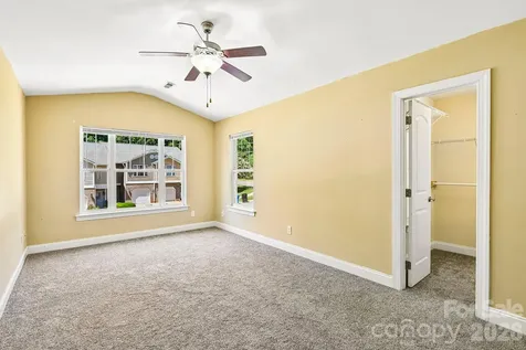 109 Sherman Oaks Lane Mooresville NC 28115