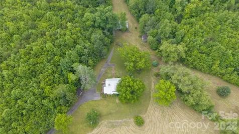 1511 Millers Creek Road Lenoir NC 28645