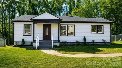 204 22nd Avenue NE Hickory NC 28601