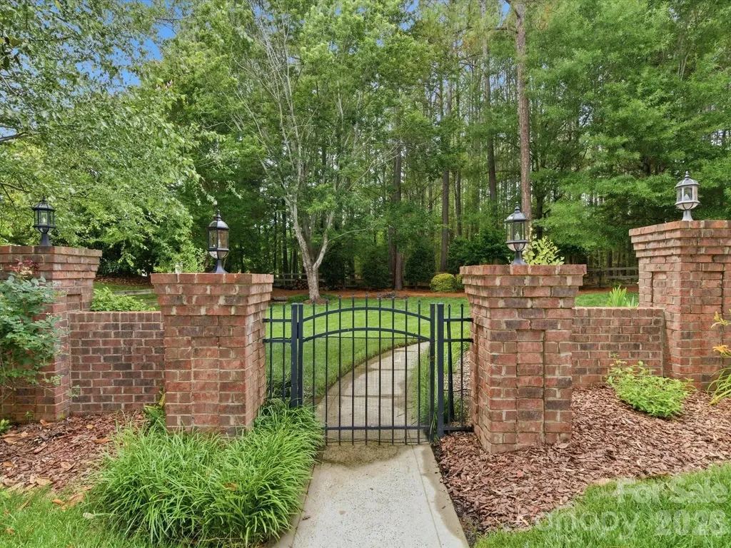 8404 Denholme Drive Waxhaw NC 28173