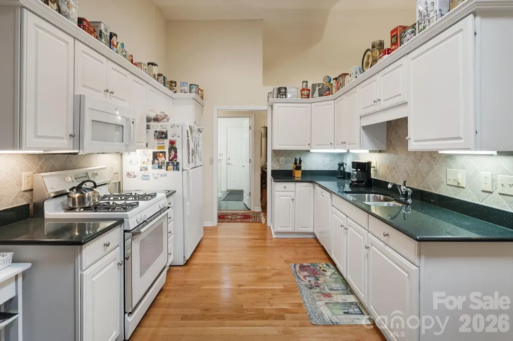 1851 Riverview Court Hendersonville NC 28739