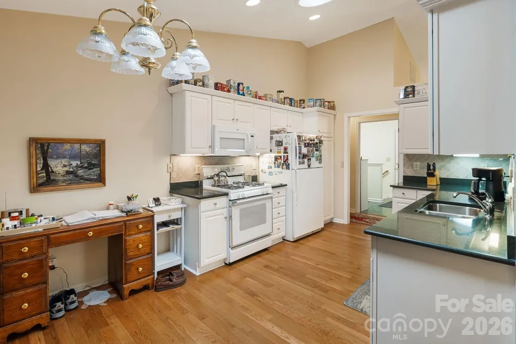 1851 Riverview Court Hendersonville NC 28739