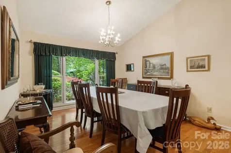 1851 Riverview Court Hendersonville NC 28739