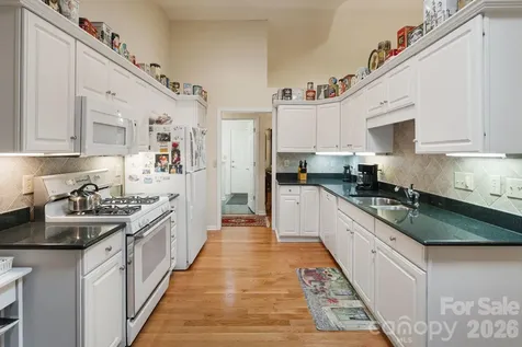 1851 Riverview Court Hendersonville NC 28739