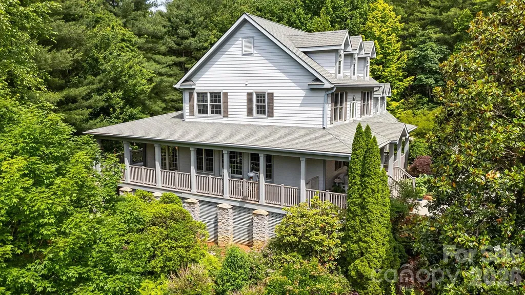 335 Daylily Drive Hendersonville NC 28739