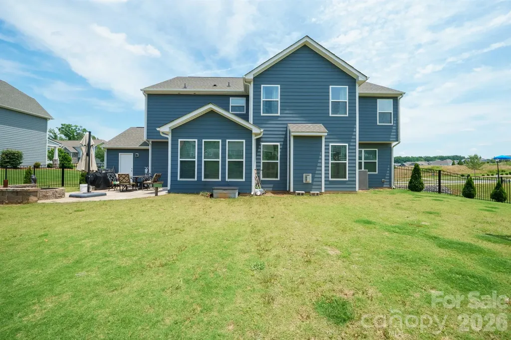 282 Bouchard Drive Waxhaw NC 28173