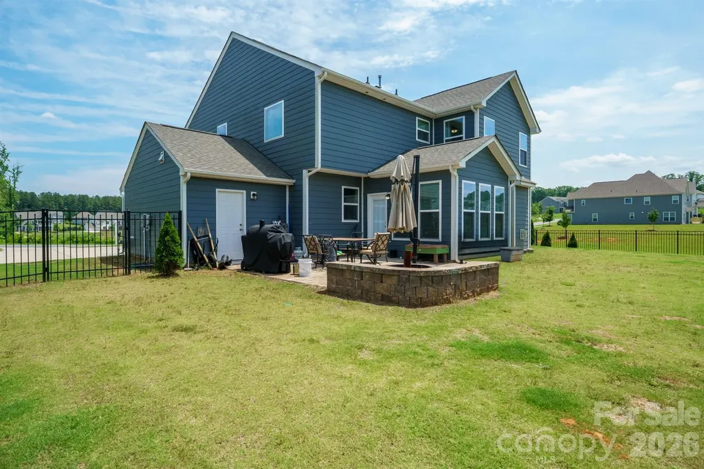 282 Bouchard Drive Waxhaw NC 28173