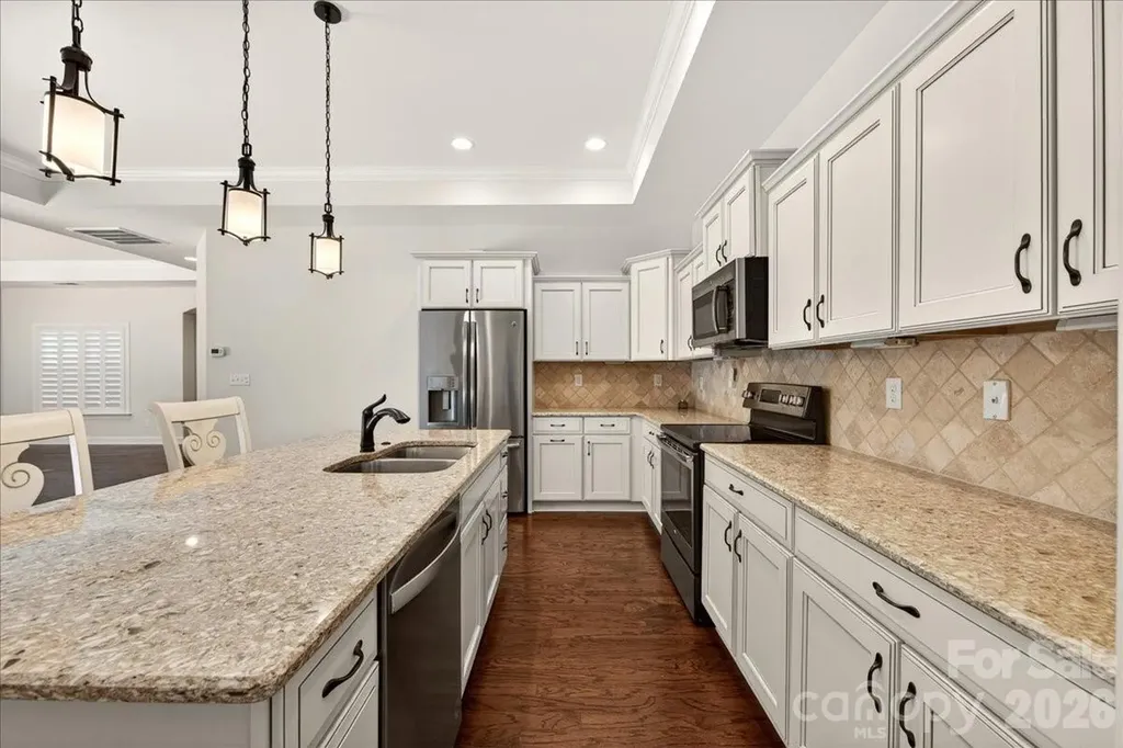1012 Avalon Place Matthews NC 28104