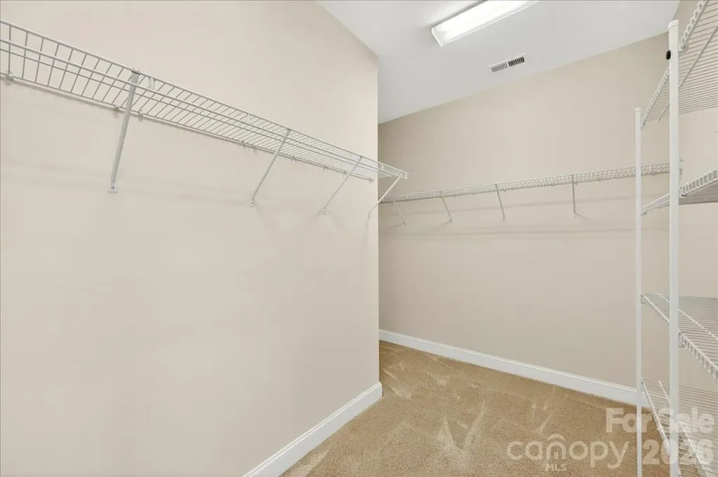 1012 Avalon Place Matthews NC 28104