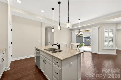 1012 Avalon Place Matthews NC 28104
