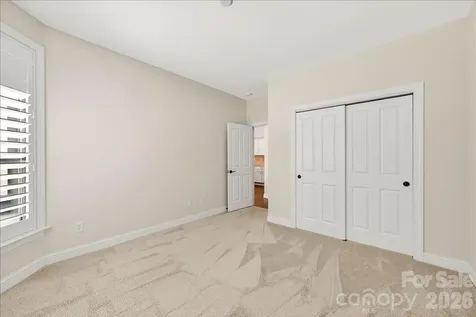 1012 Avalon Place Matthews NC 28104