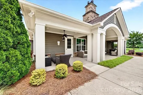 1012 Avalon Place Matthews NC 28104