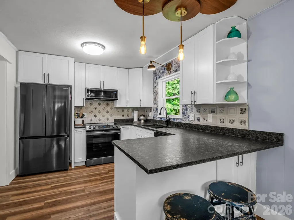395 E Howard Street Tryon NC 28782