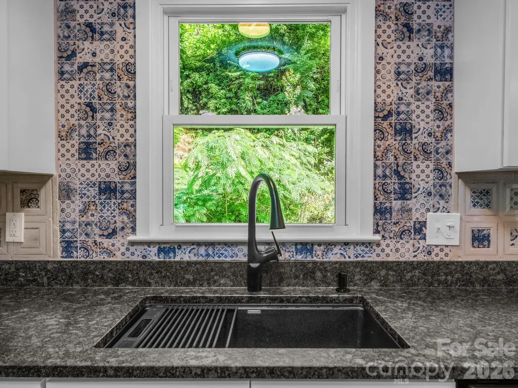 395 E Howard Street Tryon NC 28782