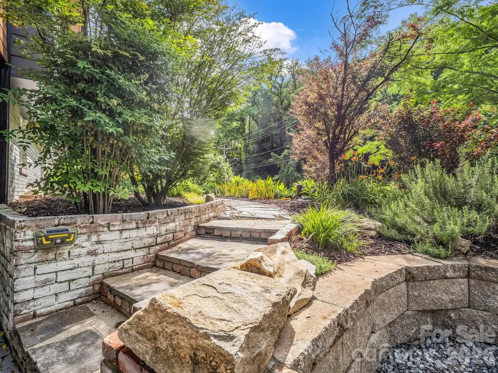 395 E Howard Street Tryon NC 28782