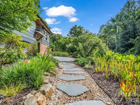 395 E Howard Street Tryon NC 28782