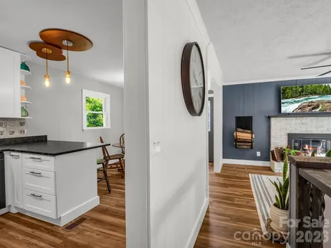 395 E Howard Street Tryon NC 28782