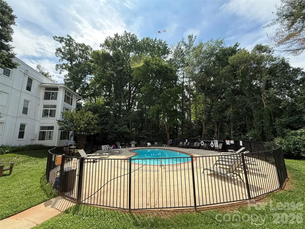 2501 Roswell Avenue Charlotte NC 28209