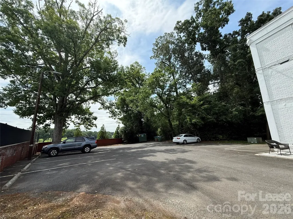 2501 Roswell Avenue Charlotte NC 28209