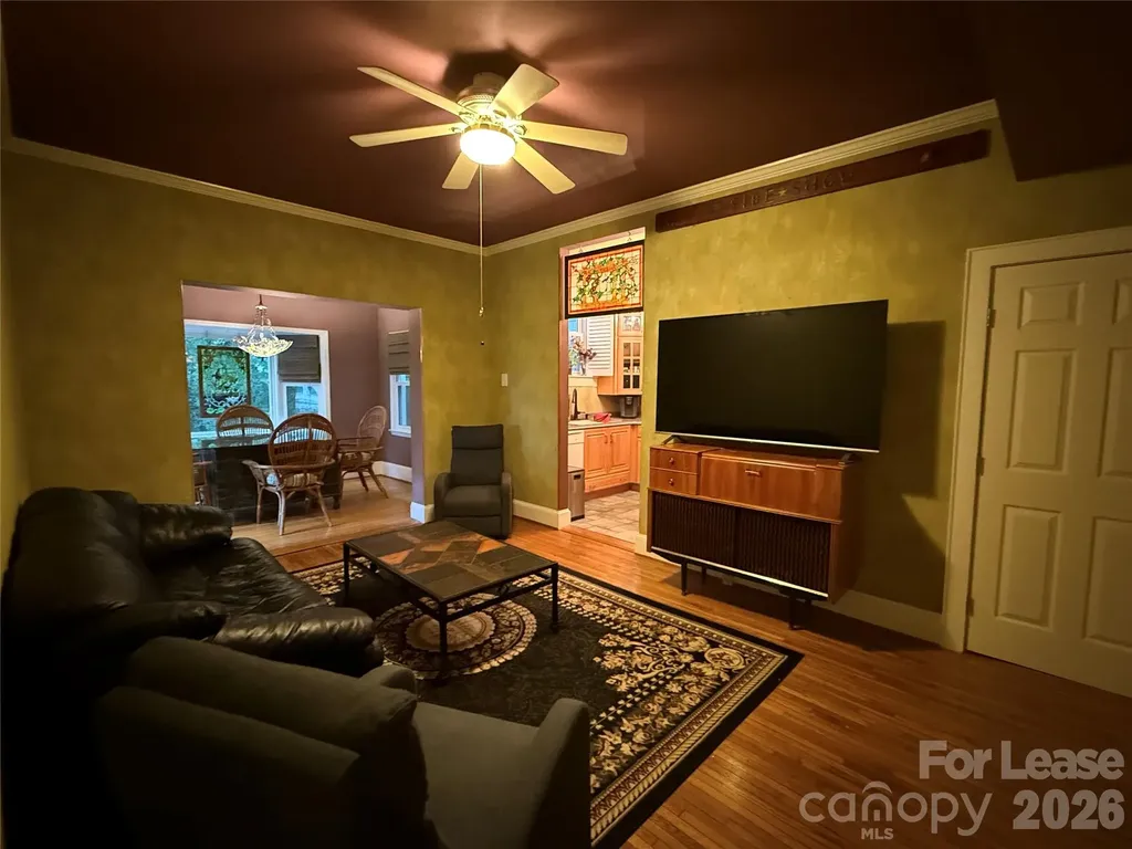 2501 Roswell Avenue Charlotte NC 28209