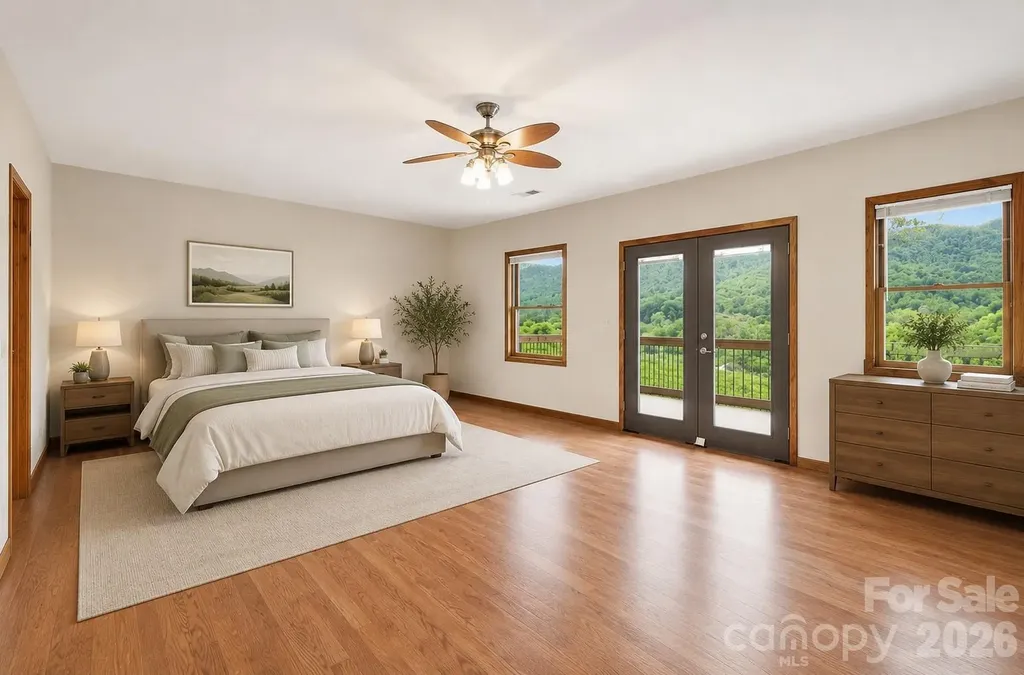 168 Barefoot Cove Burnsville NC 28714