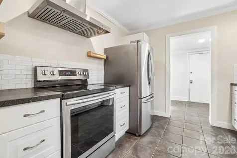 31 Clay Street Asheville NC 28806