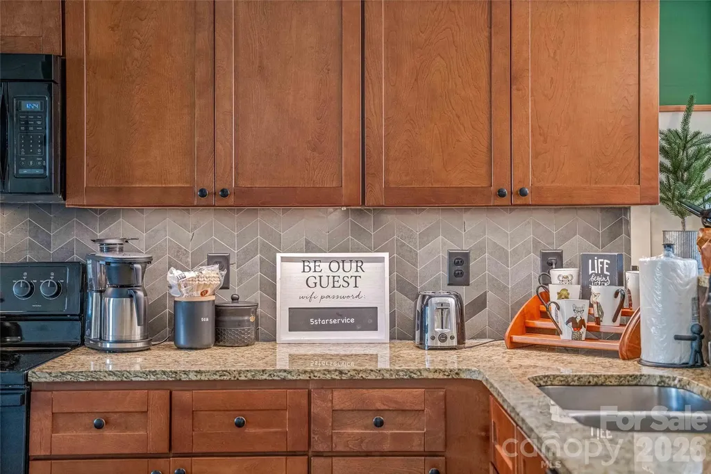 31 Byrdcliffe Lane Asheville NC 28805