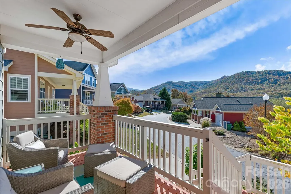 31 Byrdcliffe Lane Asheville NC 28805