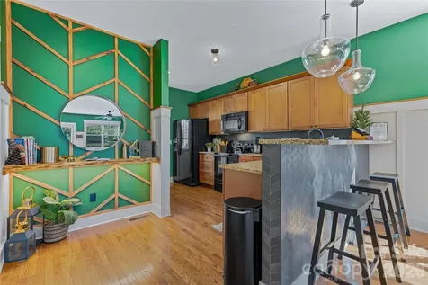 31 Byrdcliffe Lane Asheville NC 28805