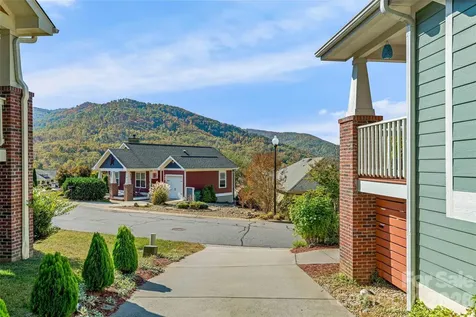 31 Byrdcliffe Lane Asheville NC 28805