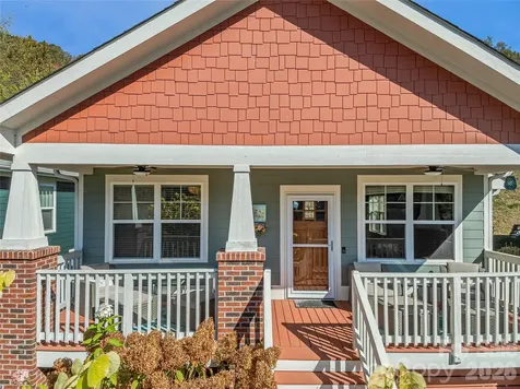 31 Byrdcliffe Lane Asheville NC 28805