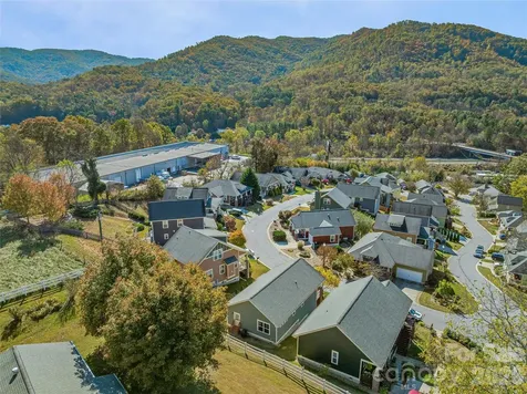 31 Byrdcliffe Lane Asheville NC 28805